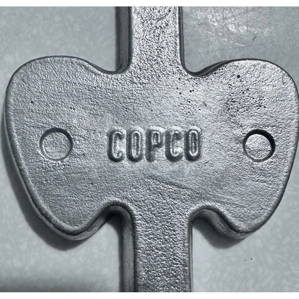 Copco Apple‎ Polished Aluminum Wall Hanging or Footed Trivet Decoration Silver